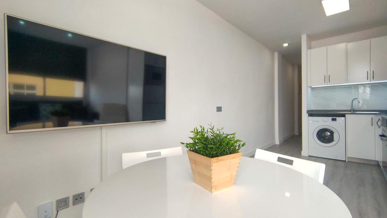 Canarian Holiday Home - Yumbo Luxury Apartment Maspalomas  Extérieur photo